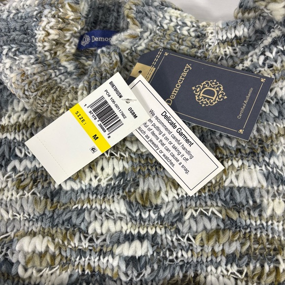 NWT Democracy Blue, Grey and Cream Knit Sweater Size Medium - Picture 7 of 10